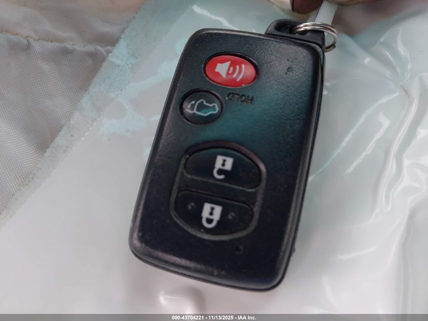 2008 Toyota Highlander Hybrid VIN: JTEEW41A182023916 Lot: 43704221