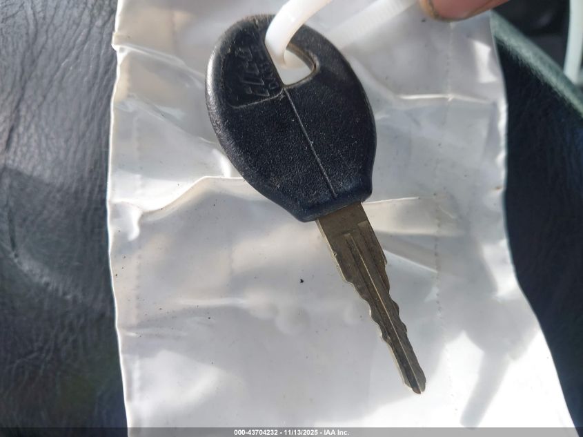 1996 Nissan Truck Xe VIN: 1N6SD11S3TC302014 Lot: 43704232