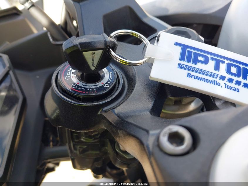 2025 Kawasaki Ex500 VIN: ML5EXGG1XSDA64516 Lot: 43704310