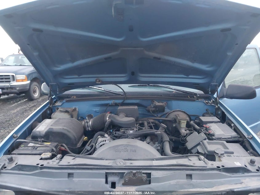 1GCGC24R0TZ126207 1996 CHEVROLET GMT-400 photo no. 10