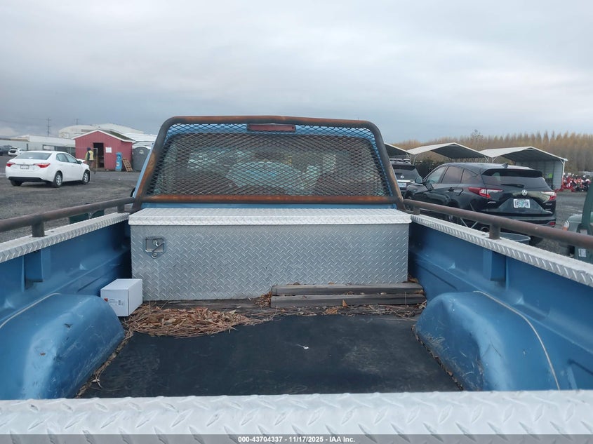 1GCGC24R0TZ126207 1996 CHEVROLET GMT-400 photo no. 8