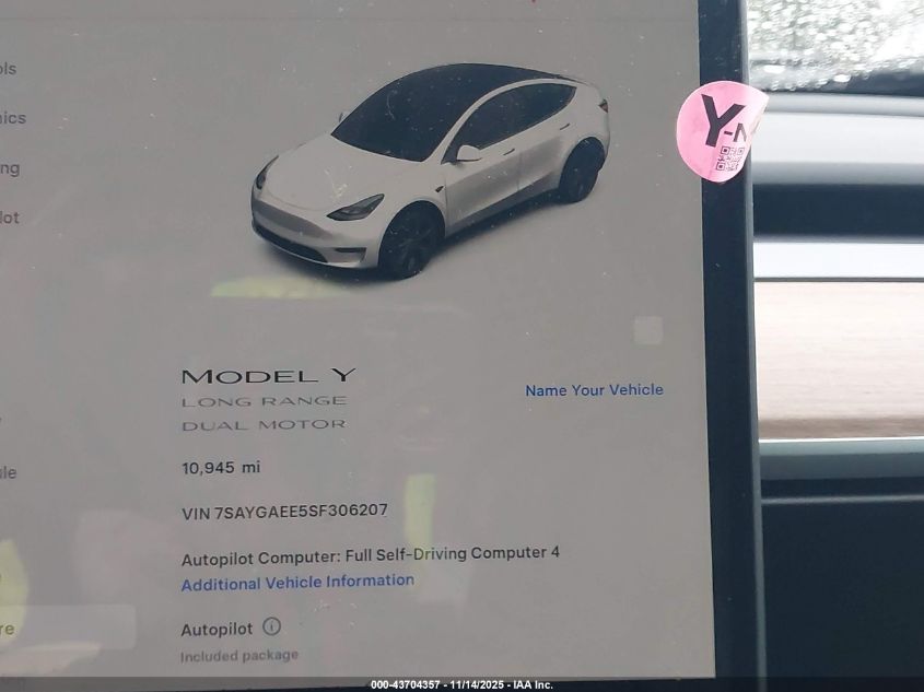 2025 Tesla Model Y Long Range Dual Motor All-Wheel Drive VIN: 7SAYGAEE5SF306207 Lot: 43704357