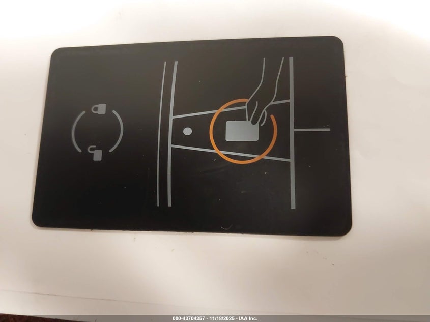 2025 Tesla Model Y Long Range Dual Motor All-Wheel Drive VIN: 7SAYGAEE5SF306207 Lot: 43704357