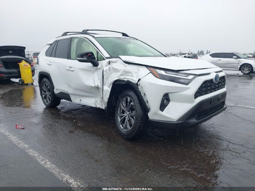 TOYOTA RAV4 HYBRID XLE PREMIUM
