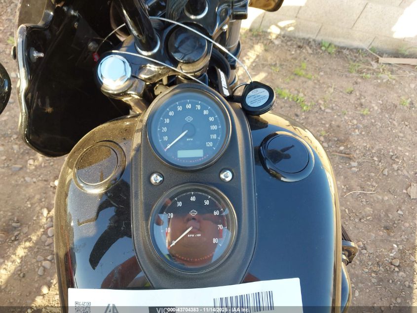 2017 Harley-Davidson Fxdls VIN: 1HD1GS81XHC307371 Lot: 43704383