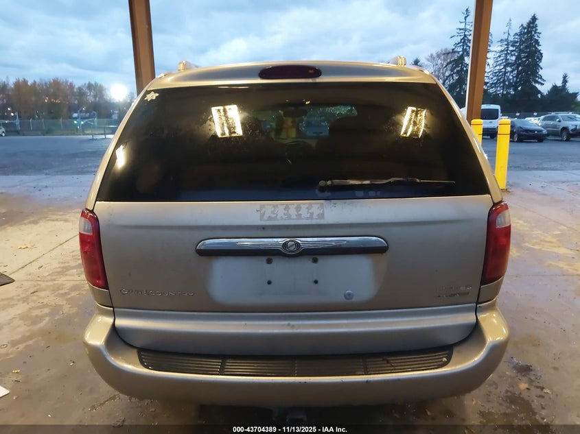 2002 Chrysler Town & Country Limited VIN: 2C8GT64L72R593425 Lot: 43704389