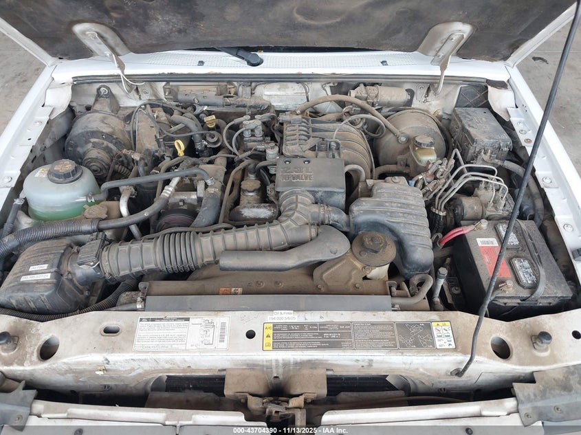 2002 Ford Ranger Xl/Xlt VIN: 1FTYR10D02PA15884 Lot: 43704390