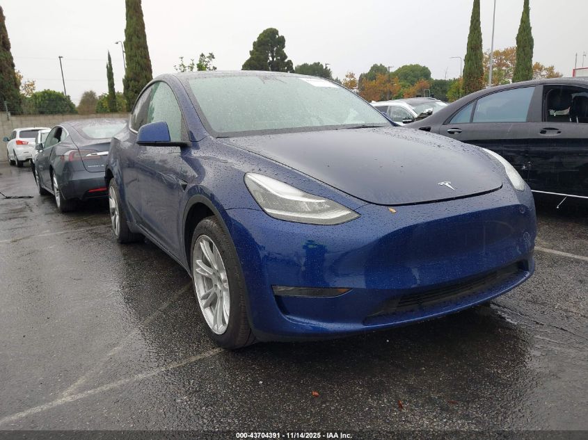 TESLA MODEL Y LONG RANGE DUAL MOTOR ALL-WHEEL DRIVE