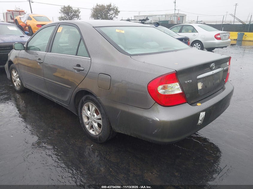4T1BF32K94U579510 2004 TOYOTA CAMRY photo no. 3