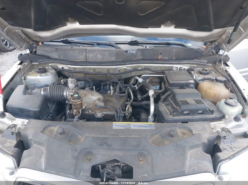 2008 Pontiac Torrent VIN: 2CKDL43F586280221 Lot: 43704400