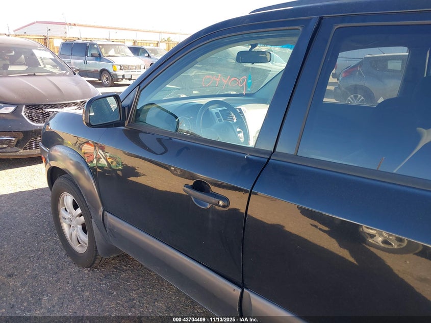 2008 Hyundai Tucson Limited V6/Se VIN: KM8JN72D48U801609 Lot: 43704409