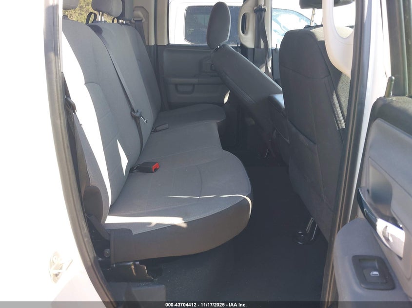 2024 Ram 1500 Classic Slt 4X2 6'4 Box VIN: 1C6RR6GG6RS137410 Lot: 43704412