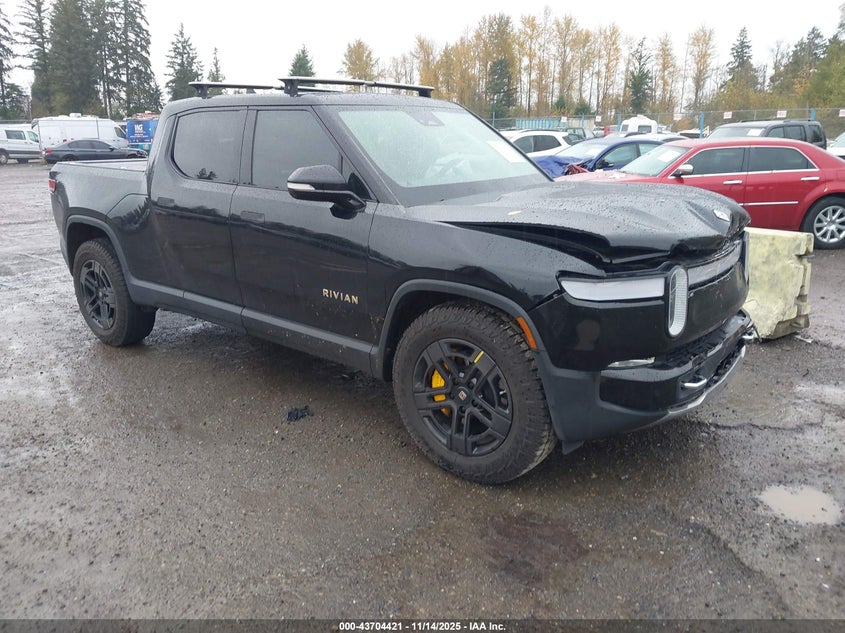 7FCTGAAA2NN007400 2022 Rivian R1T Adventure auction photo 1