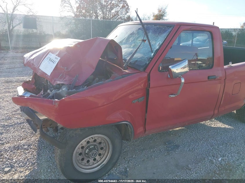 1990 Ford Ranger VIN: 1FTCR10A3LUB92481 Lot: 43704443