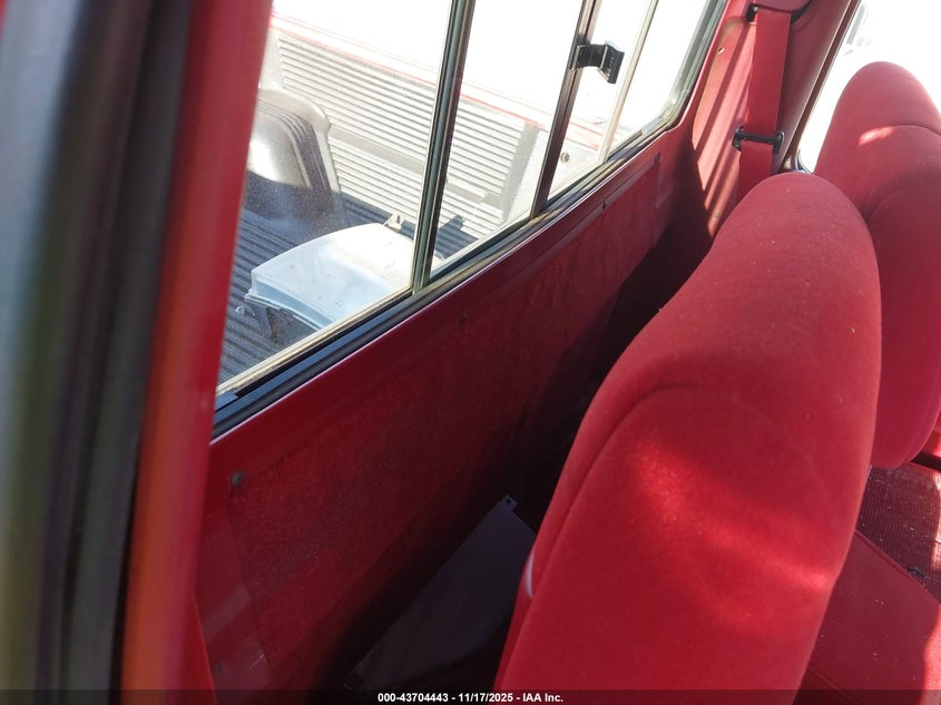 1990 Ford Ranger VIN: 1FTCR10A3LUB92481 Lot: 43704443