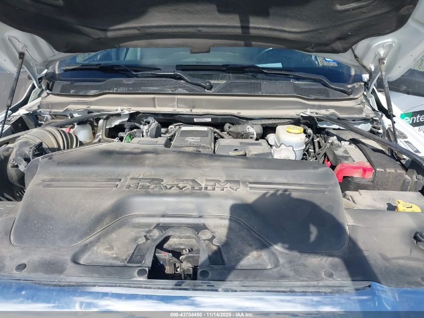 2024 Ram 3500 Big Horn 4X4 8' Box VIN: 3C63R3HL5RG339226 Lot: 43704450