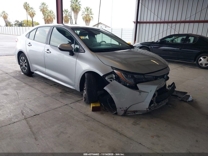 TOYOTA COROLLA HYBRID LE