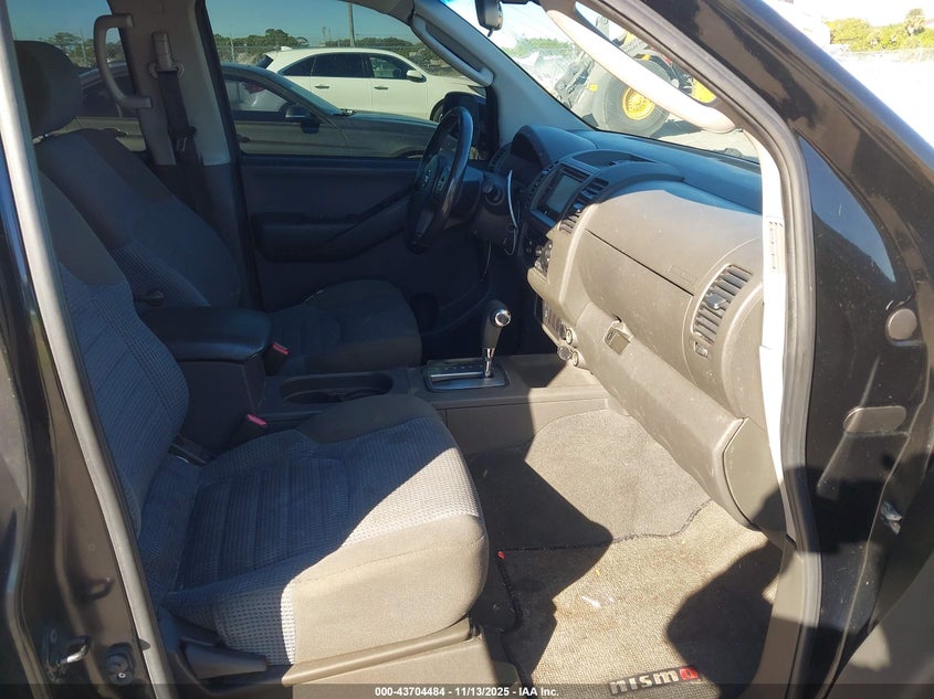 1N6AD07U16C475985 2006 NISSAN NAVARA (FRONTIER) photo no. 5