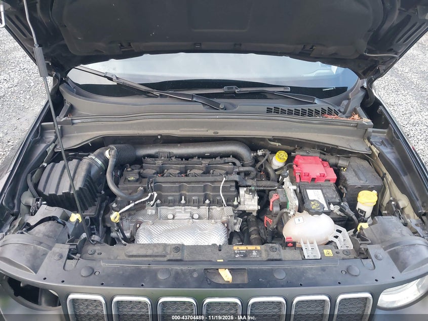 2021 Jeep Renegade Latitude 4X4 VIN: ZACNJDBB9MPM93991 Lot: 43704489