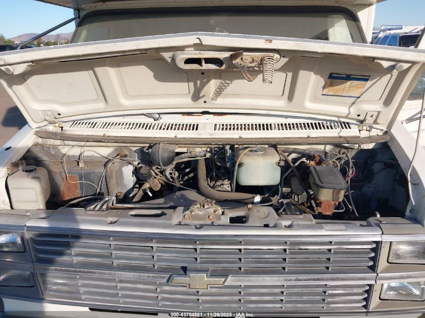 1984 Chevrolet G30 VIN: 2GBJG31M5E4114402 Lot: 43704581