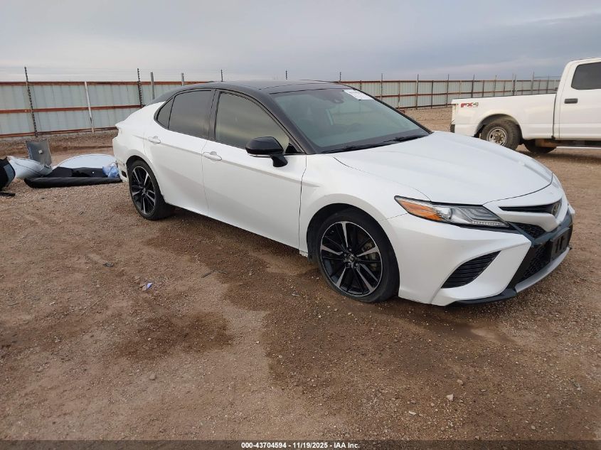 TOYOTA CAMRY XSE