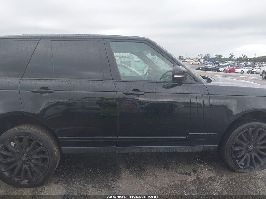 2017 Land Rover Range Rover 5.0L V8 Supercharged VIN: SALGS2FE7HA328117 Lot: 43704617
