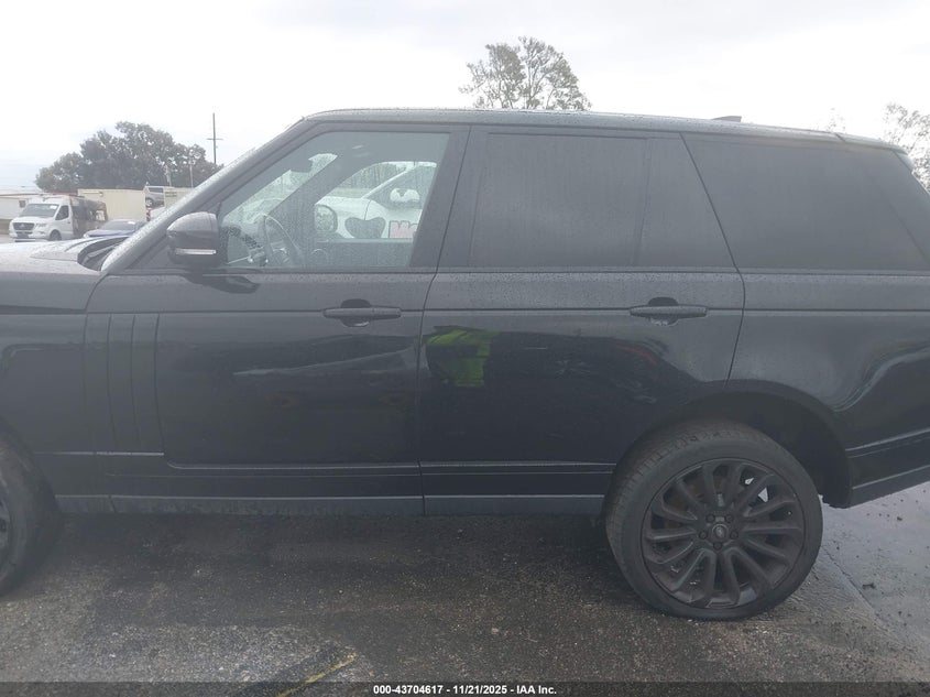 2017 Land Rover Range Rover 5.0L V8 Supercharged VIN: SALGS2FE7HA328117 Lot: 43704617