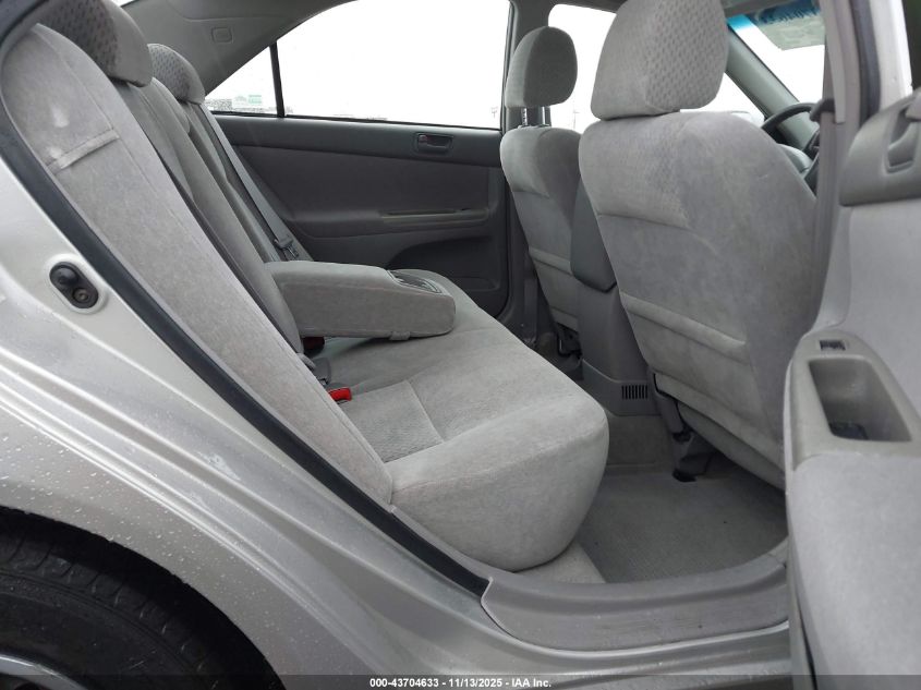 2003 Toyota Camry Le VIN: 4T1BE30K83U249328 Lot: 43704633