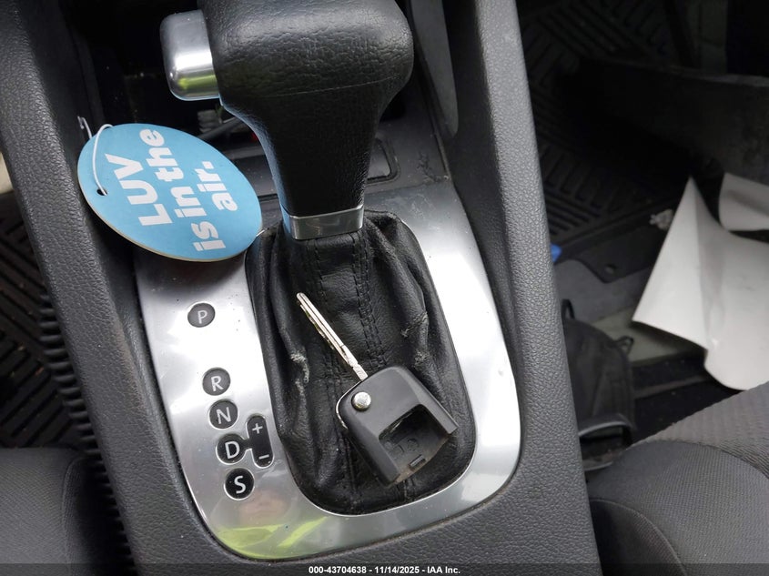 2007 Volkswagen Rabbit 4-Door VIN: WVWDS71K27W166628 Lot: 43704638