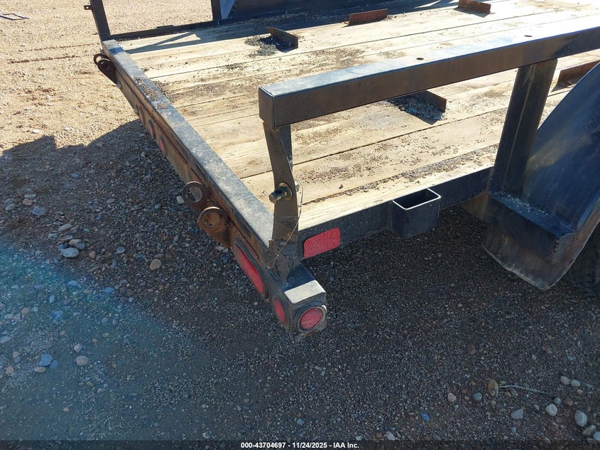 16V1U1527M4061521 2021   photo no. 11