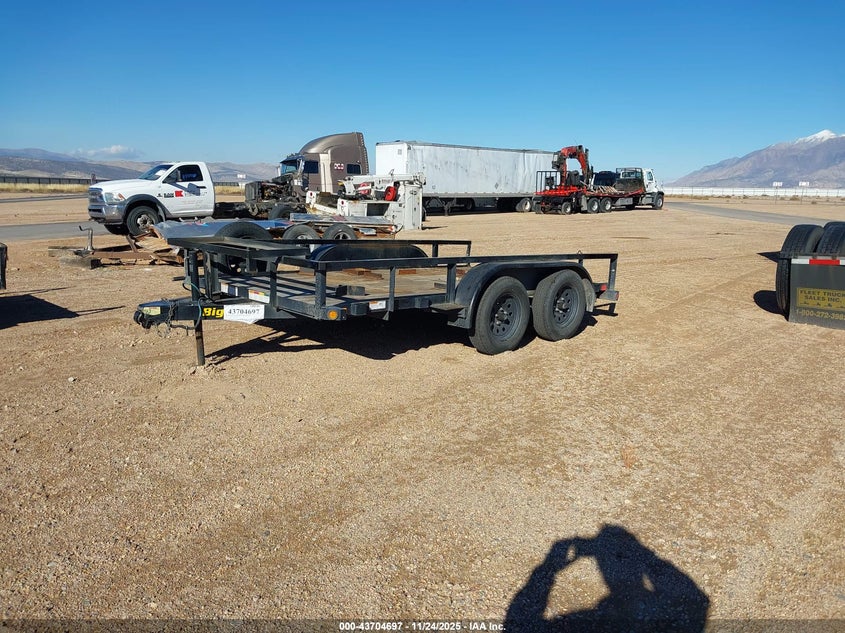 16V1U1527M4061521 2021   photo no. 2