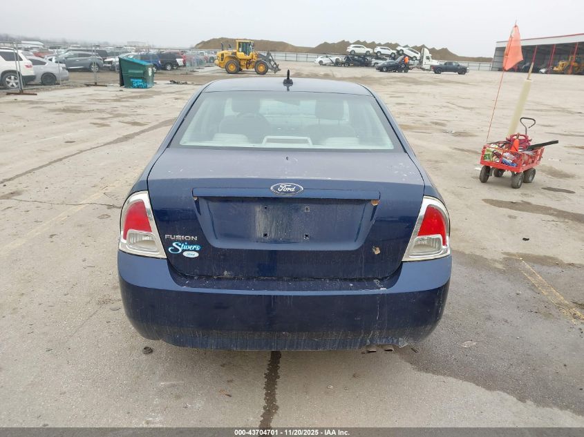 2007 Ford Fusion S VIN: 3FAHP06ZX7R185615 Lot: 43704701
