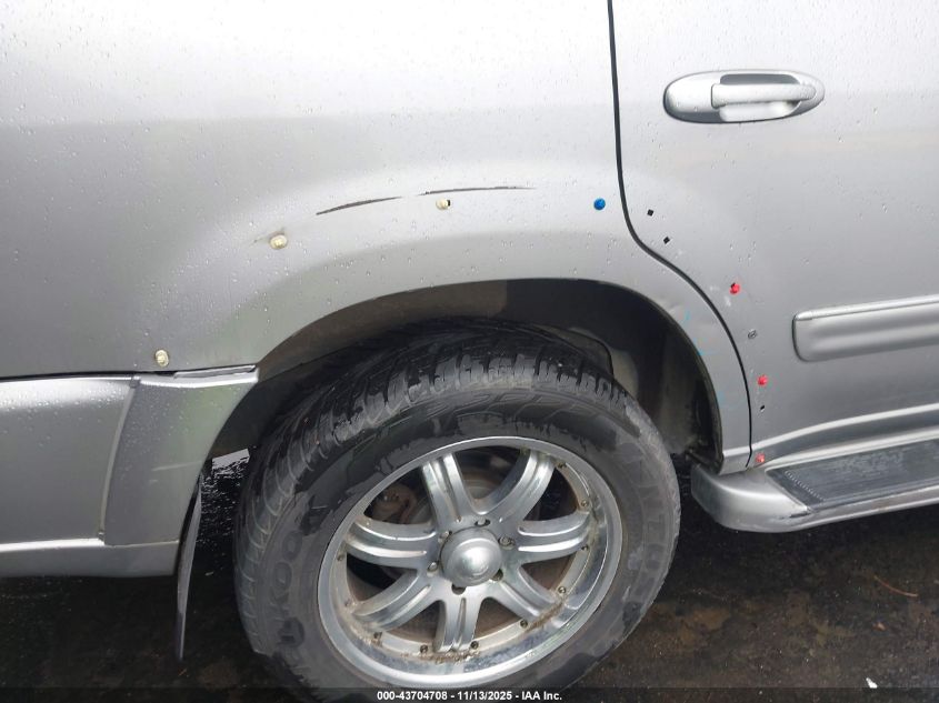 2004 Toyota Sequoia Limited V8 VIN: 5TDZT38A44S231628 Lot: 43704708