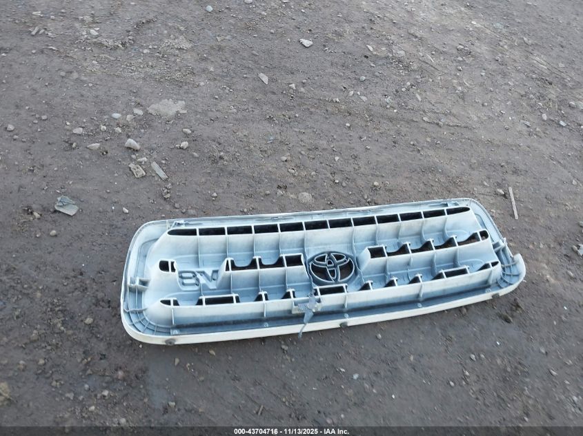 2003 Toyota Sequoia Sr5 V8 VIN: 5TDZT34A53S179091 Lot: 43704716