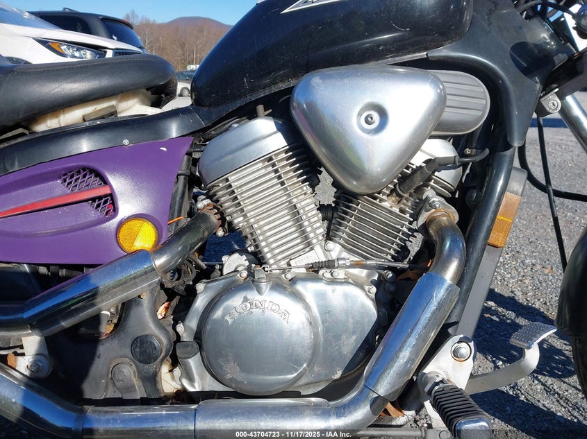 1996 Honda Vt600 C VIN: JH2PC2100TM701285 Lot: 43704723