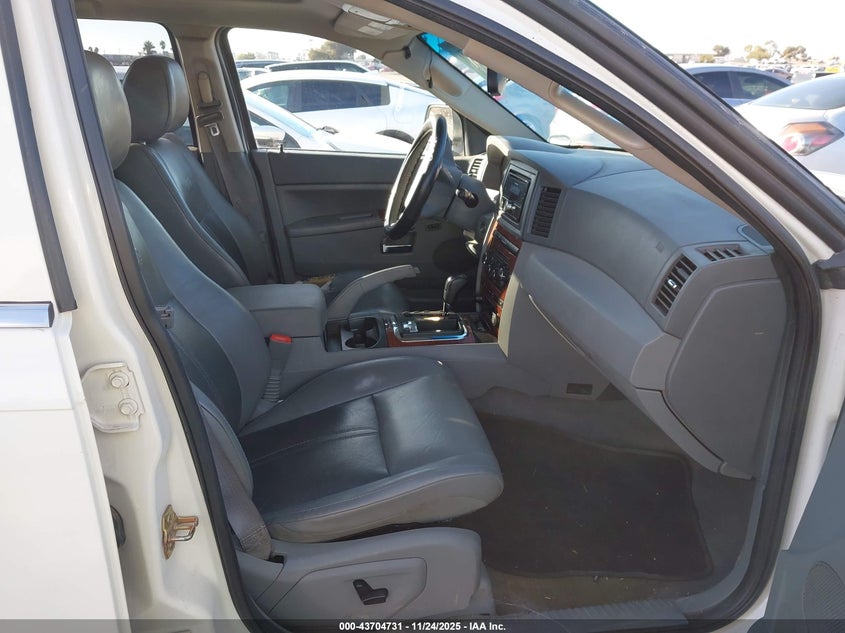 1J4HR58265C698870 2005 JEEP GRAND CHEROKEE photo no. 5