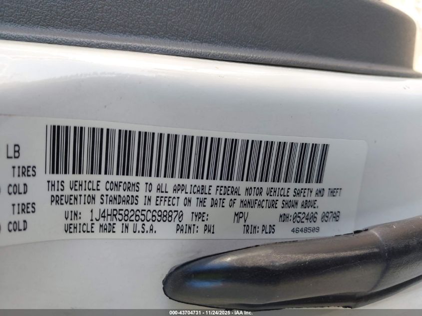 2005 Jeep Grand Cherokee Limited VIN: 1J4HR58265C698870 Lot: 43704731