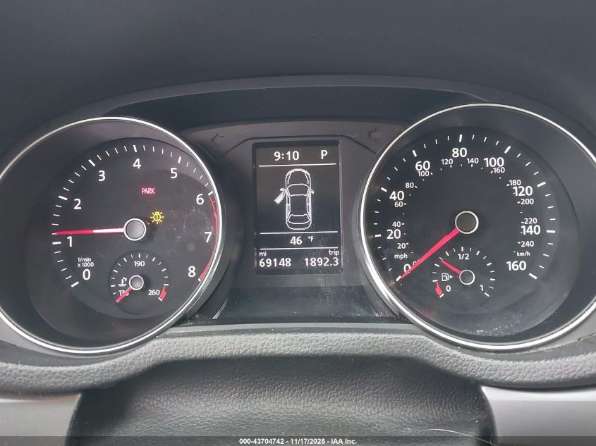 2018 Volkswagen Passat 2.0T R-Line/2.0T S VIN: 1VWAA7A33JC043909 Lot: 43704742