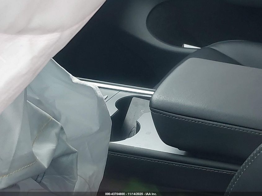 2023 Tesla Model Y Performance Dual Motor All-Wheel Drive VIN: 7SAYGDEF2PF941631 Lot: 43704800