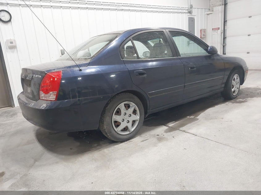 KMHDN46D44U895992 2004 HYUNDAI ELANTRA photo no. 4