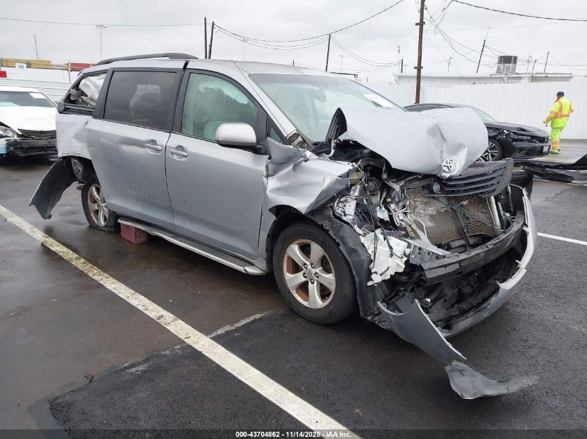 TOYOTA SIENNA LE V6 8 PASSENGER