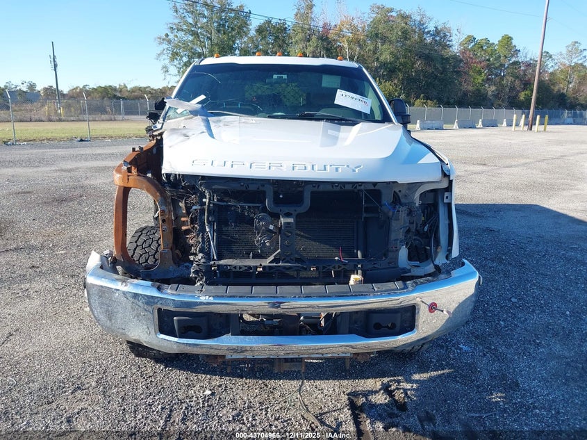 2017 Ford F-350 Xl VIN: 1FT7W3B67HEE27450 Lot: 43704966