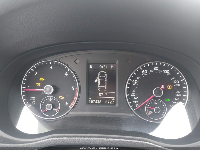 2013 Volkswagen Passat 2.0L Tdi Sel Premium VIN: 1VWCN7A3XDC106330 Lot: 43704972