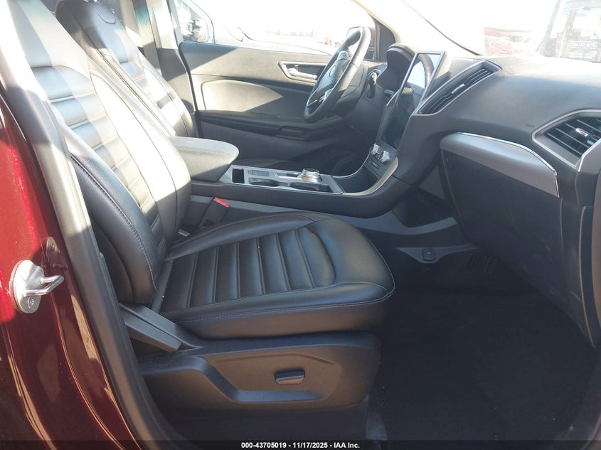 2FMPK4J9XNBA26748 2022 FORD EDGE photo no. 5