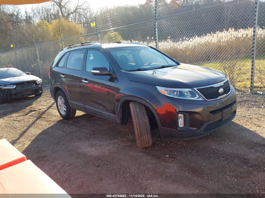 KIA SORENTO LX