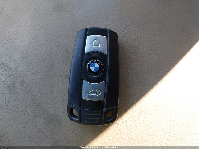 2007 BMW 328Xi VIN: WBAVC93587K031453 Lot: 43705065