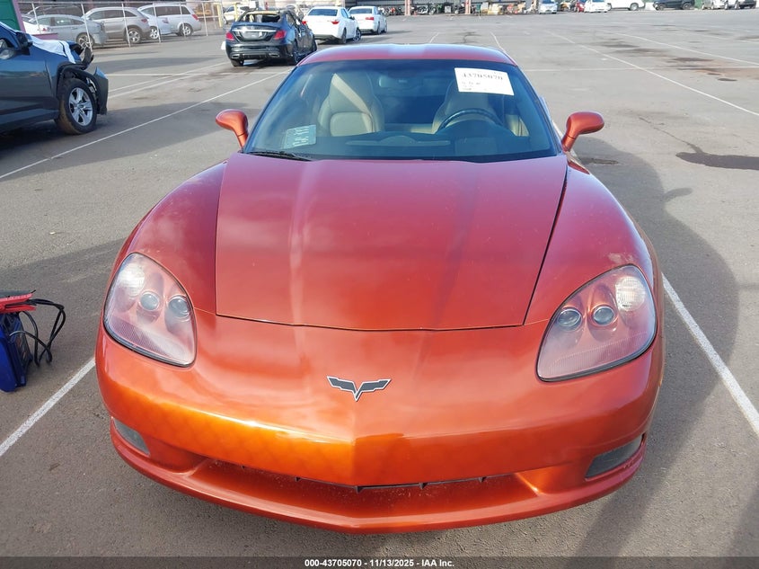 2005 Chevrolet Corvette VIN: 1G1YY24U255115884 Lot: 43705070