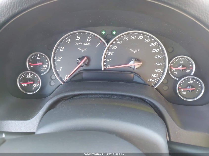 2005 Chevrolet Corvette VIN: 1G1YY24U255115884 Lot: 43705070