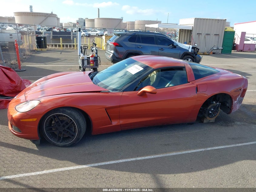 2005 Chevrolet Corvette VIN: 1G1YY24U255115884 Lot: 43705070