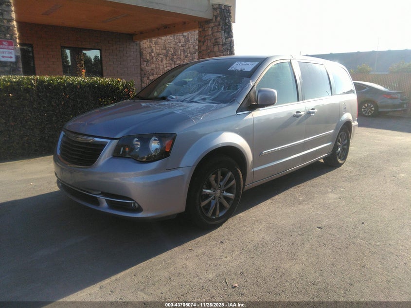 Vin: 2c4rc1hg5fr590491, lot: 44200395, chrysler town & country s 20152